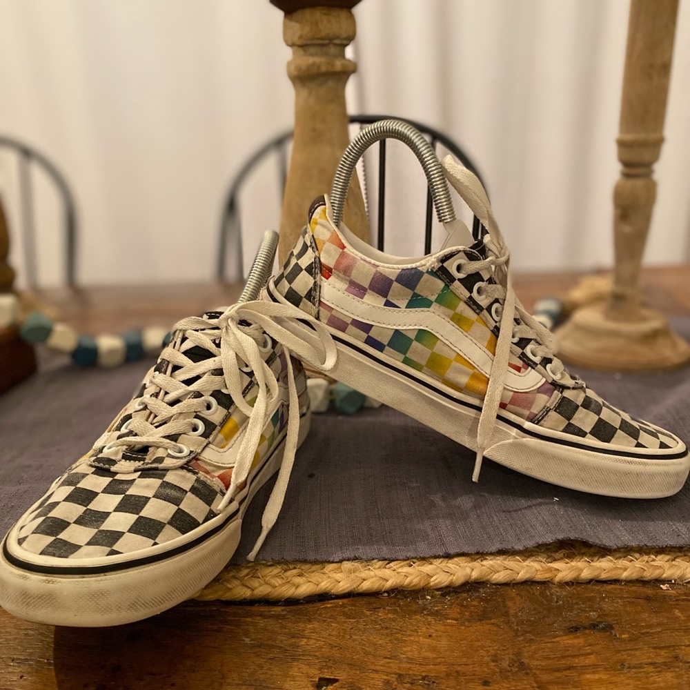 Vans Rainbow‎ checkerboard sneakers Women’s size 8.5